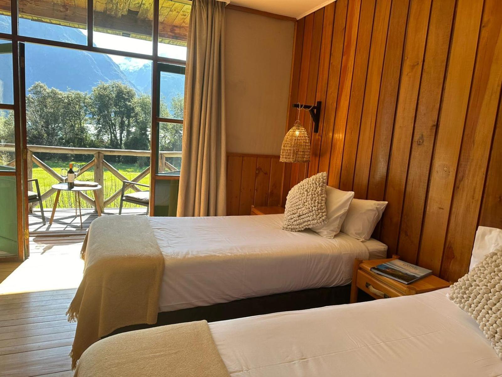 Mitico Puelo Lodge Las Gualas Ngoại thất bức ảnh