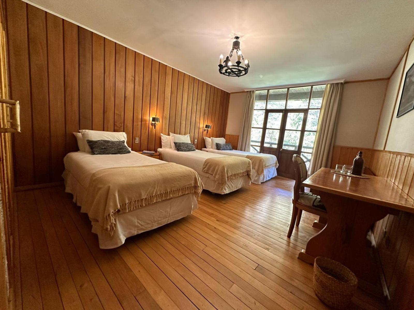 Mitico Puelo Lodge Las Gualas Ngoại thất bức ảnh