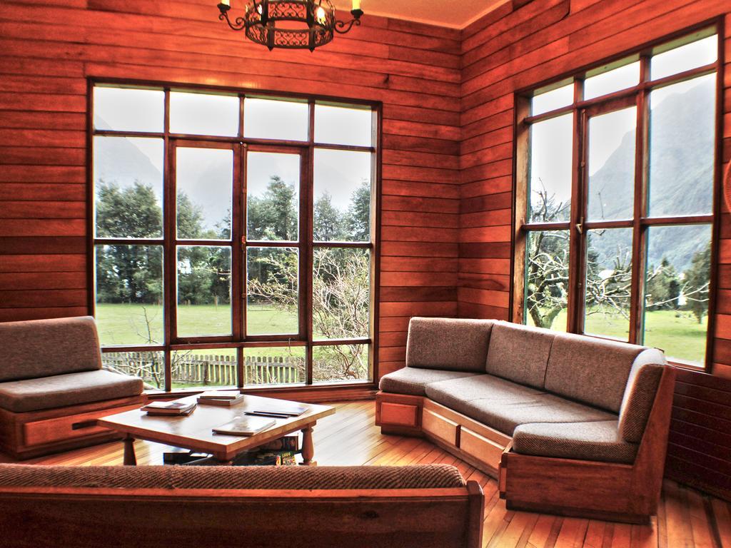 Mitico Puelo Lodge Las Gualas Ngoại thất bức ảnh