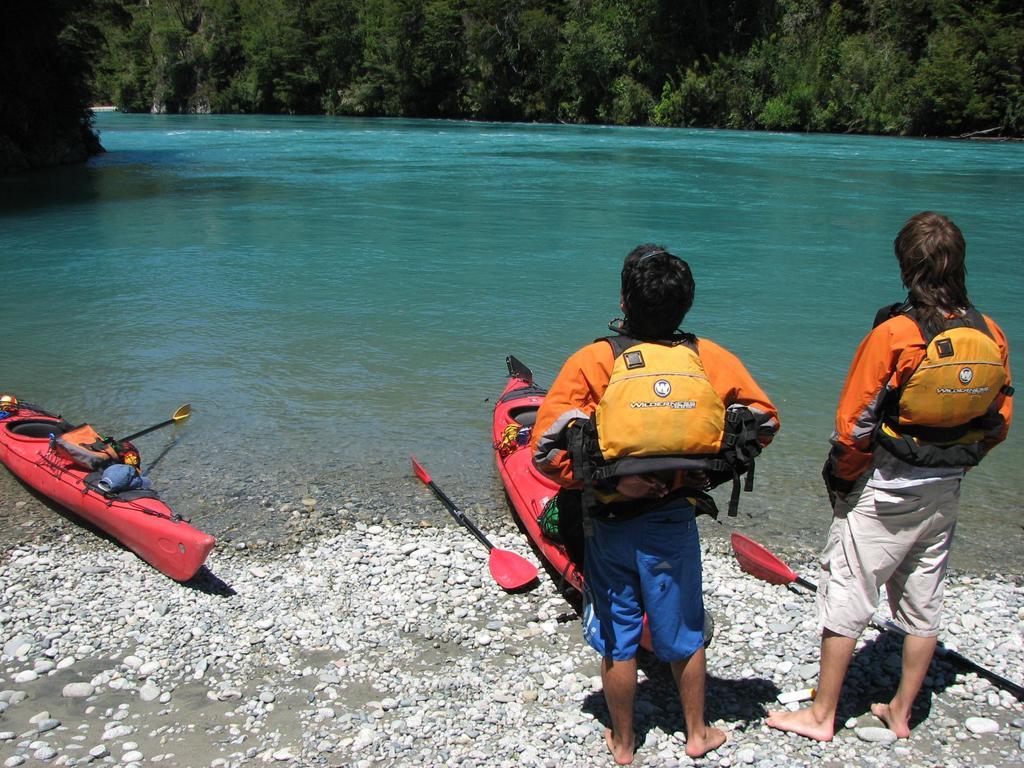Mitico Puelo Lodge Las Gualas Ngoại thất bức ảnh