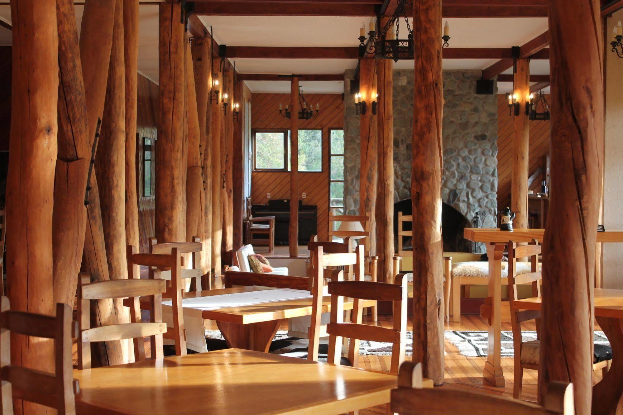Mitico Puelo Lodge Las Gualas Ngoại thất bức ảnh